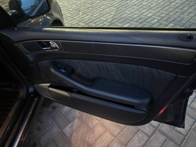 Синій Ауді А6, об'ємом двигуна 2.8 л та пробігом 300 тис. км за 3700 $, фото 10 на Automoto.ua