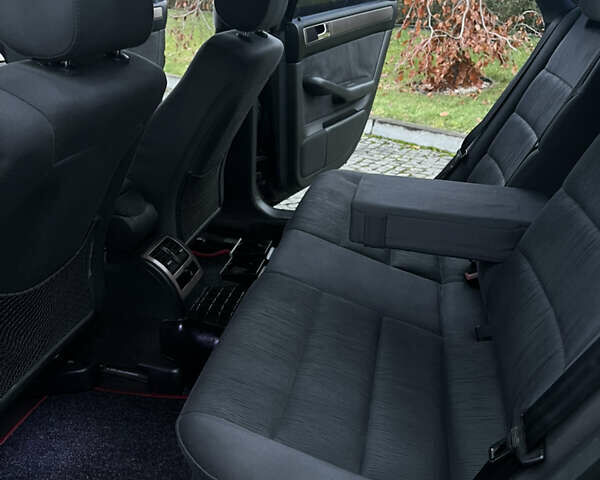 Синий Ауди А6, объемом двигателя 1.8 л и пробегом 289 тыс. км за 3799 $, фото 36 на Automoto.ua