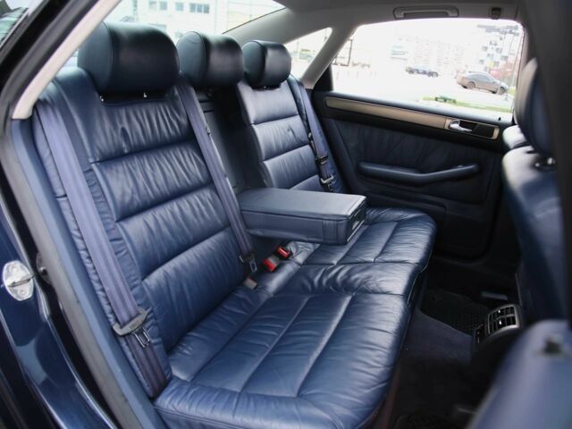 Синий Ауди А6, объемом двигателя 2.8 л и пробегом 202 тыс. км за 6500 $, фото 8 на Automoto.ua
