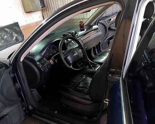 Синий Ауди А6, объемом двигателя 2.4 л и пробегом 382 тыс. км за 3900 $, фото 11 на Automoto.ua