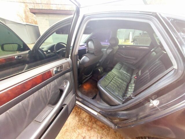 Синий Ауди А6, объемом двигателя 2.4 л и пробегом 343 тыс. км за 4000 $, фото 17 на Automoto.ua