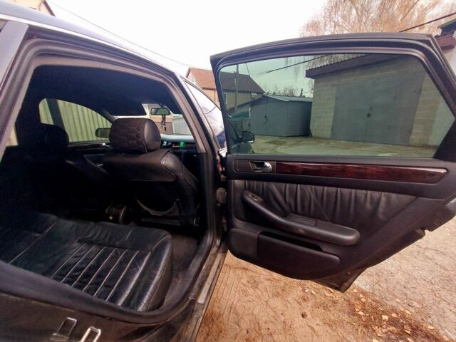 Синий Ауди А6, объемом двигателя 2.4 л и пробегом 343 тыс. км за 4000 $, фото 16 на Automoto.ua