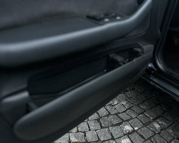 Синий Ауди А6, объемом двигателя 1.8 л и пробегом 289 тыс. км за 3799 $, фото 25 на Automoto.ua