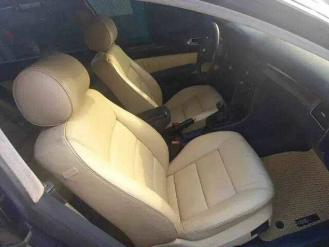 Синій Ауді А6, об'ємом двигуна 2.5 л та пробігом 393 тис. км за 4700 $, фото 2 на Automoto.ua