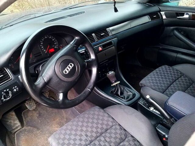 Синий Ауди А6, объемом двигателя 1.9 л и пробегом 444 тыс. км за 3200 $, фото 5 на Automoto.ua