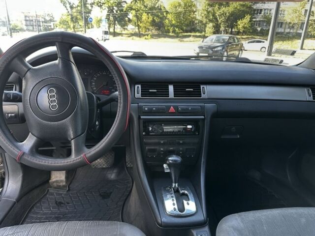 Синій Ауді А6, об'ємом двигуна 2.5 л та пробігом 3 тис. км за 1650 $, фото 4 на Automoto.ua