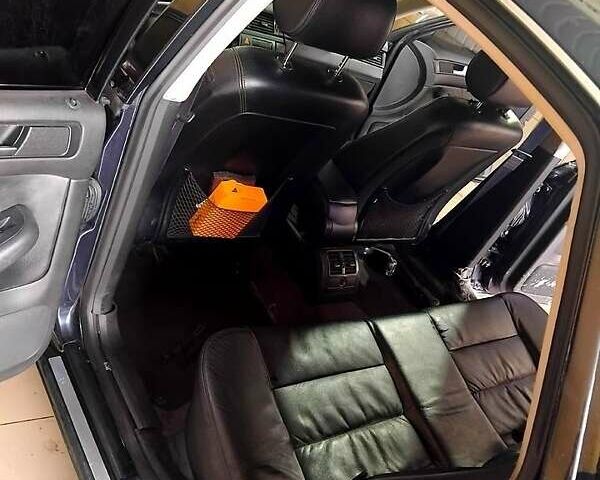 Синий Ауди А6, объемом двигателя 2.4 л и пробегом 382 тыс. км за 3900 $, фото 9 на Automoto.ua