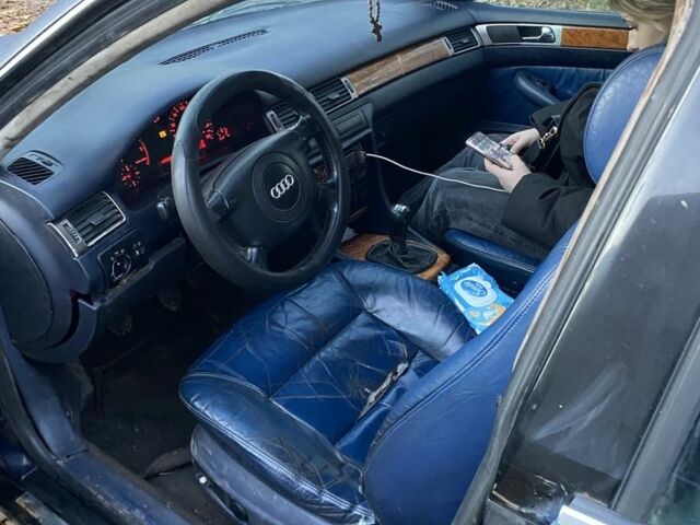 Синій Ауді А6, об'ємом двигуна 1.8 л та пробігом 370 тис. км за 2500 $, фото 6 на Automoto.ua