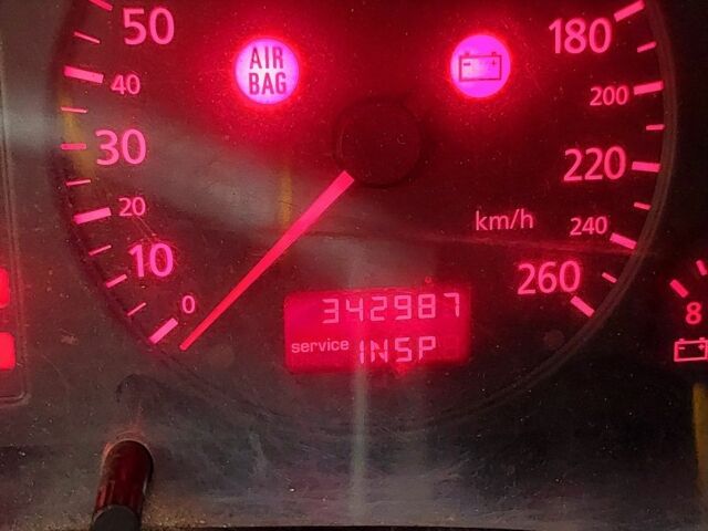 Синий Ауди А6, объемом двигателя 2.4 л и пробегом 343 тыс. км за 4000 $, фото 6 на Automoto.ua