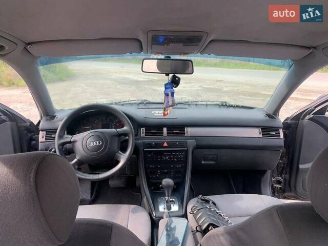 Синий Ауди А6, объемом двигателя 2.5 л и пробегом 380 тыс. км за 3800 $, фото 9 на Automoto.ua