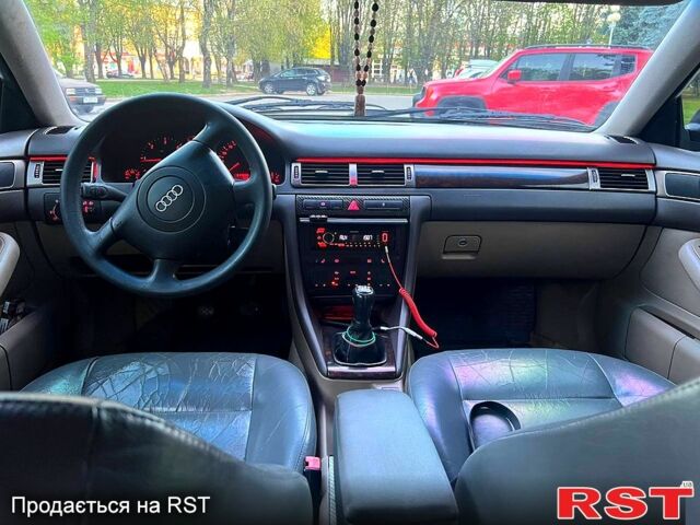 Синий Ауди А6, объемом двигателя 2.5 л и пробегом 320 тыс. км за 4500 $, фото 6 на Automoto.ua