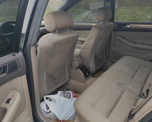 Синий Ауди А6, объемом двигателя 1.78 л и пробегом 300 тыс. км за 4600 $, фото 11 на Automoto.ua