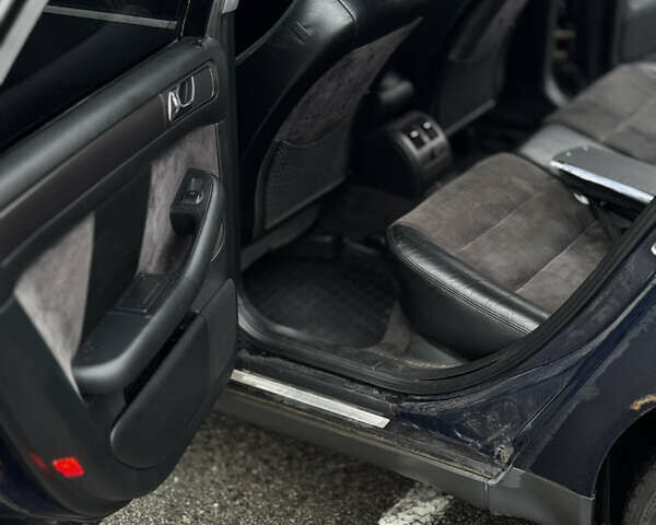 Синий Ауди А6, объемом двигателя 1.78 л и пробегом 264 тыс. км за 4200 $, фото 9 на Automoto.ua