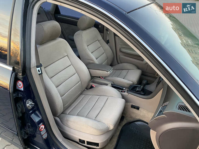 Синий Ауди А6, объемом двигателя 1.78 л и пробегом 360 тыс. км за 3800 $, фото 18 на Automoto.ua