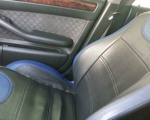 Синий Ауди А6, объемом двигателя 2.4 л и пробегом 675 тыс. км за 4200 $, фото 8 на Automoto.ua