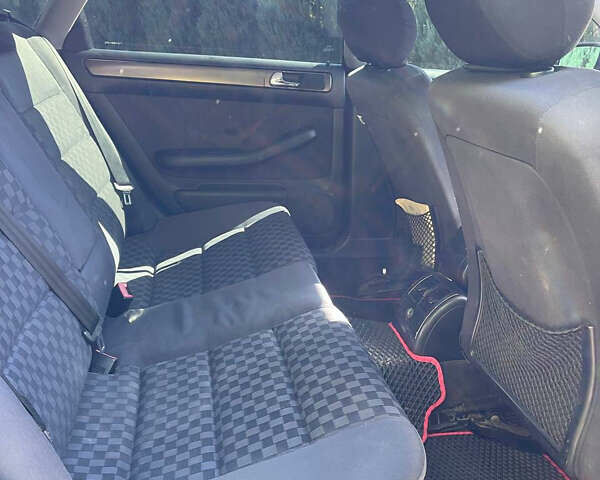 Синий Ауди А6, объемом двигателя 1.9 л и пробегом 297 тыс. км за 3900 $, фото 6 на Automoto.ua