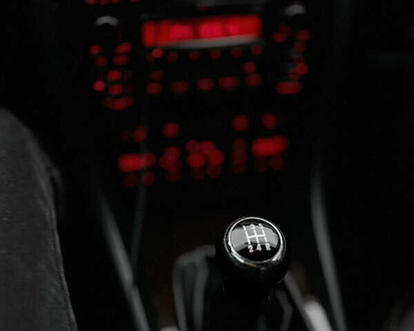 Синий Ауди А6, объемом двигателя 1.78 л и пробегом 264 тыс. км за 4200 $, фото 16 на Automoto.ua