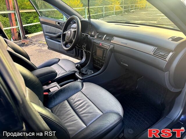 Синий Ауди А6, объемом двигателя 2.8 л и пробегом 258 тыс. км за 3150 $, фото 5 на Automoto.ua