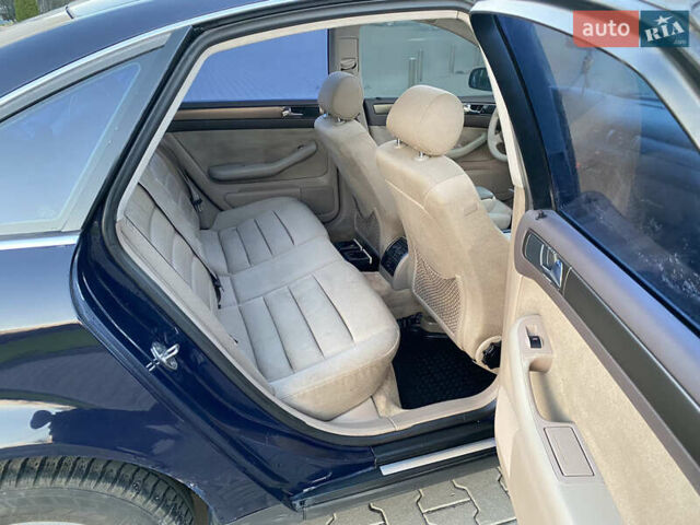 Синий Ауди А6, объемом двигателя 1.78 л и пробегом 360 тыс. км за 3800 $, фото 20 на Automoto.ua