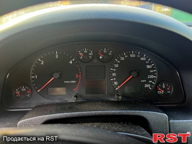 Синій Ауді А6, об'ємом двигуна 2.5 л та пробігом 0 тис. км за 3350 $, фото 5 на Automoto.ua