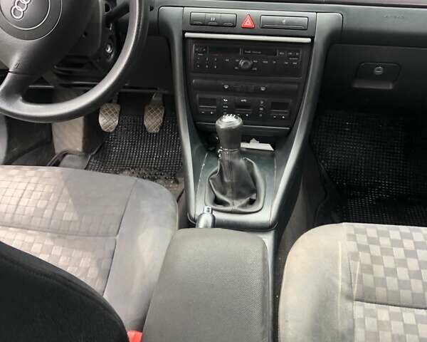 Синій Ауді А6, об'ємом двигуна 2.5 л та пробігом 312 тис. км за 4500 $, фото 4 на Automoto.ua