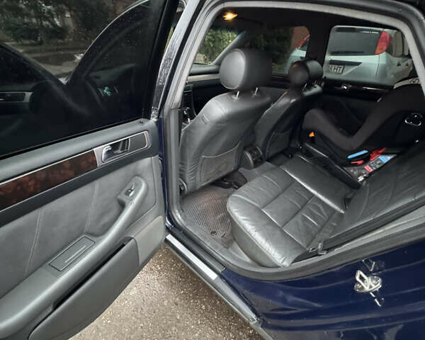 Синий Ауди А6, объемом двигателя 1.78 л и пробегом 370 тыс. км за 4800 $, фото 8 на Automoto.ua
