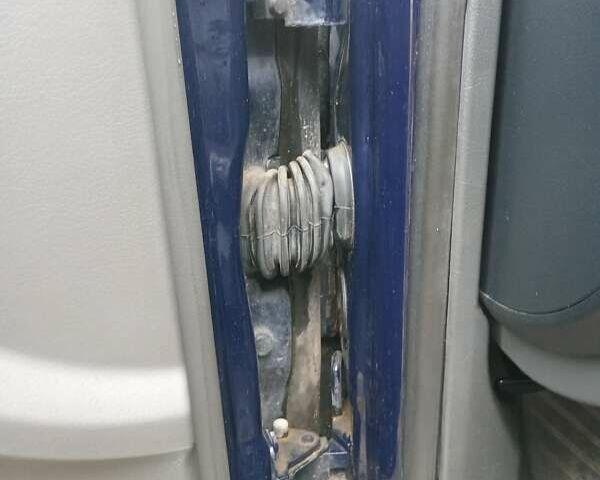 Синій Ауді А6, об'ємом двигуна 2.5 л та пробігом 411 тис. км за 2650 $, фото 36 на Automoto.ua