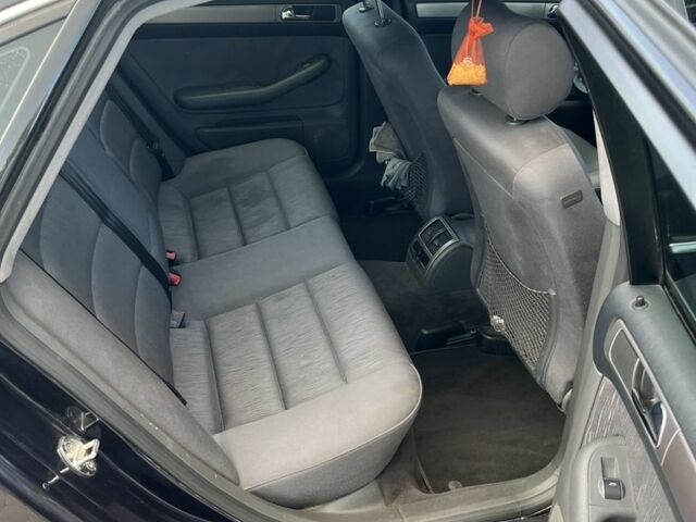 Синий Ауди А6, объемом двигателя 2.5 л и пробегом 280 тыс. км за 2999 $, фото 5 на Automoto.ua