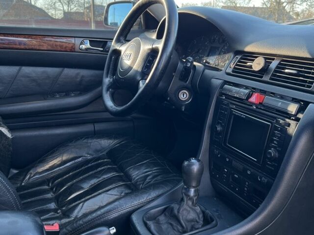 Синий Ауди А6, объемом двигателя 2.5 л и пробегом 299 тыс. км за 3800 $, фото 8 на Automoto.ua