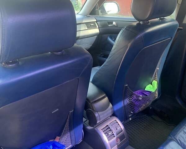 Синий Ауди А6, объемом двигателя 1.78 л и пробегом 504 тыс. км за 4400 $, фото 7 на Automoto.ua