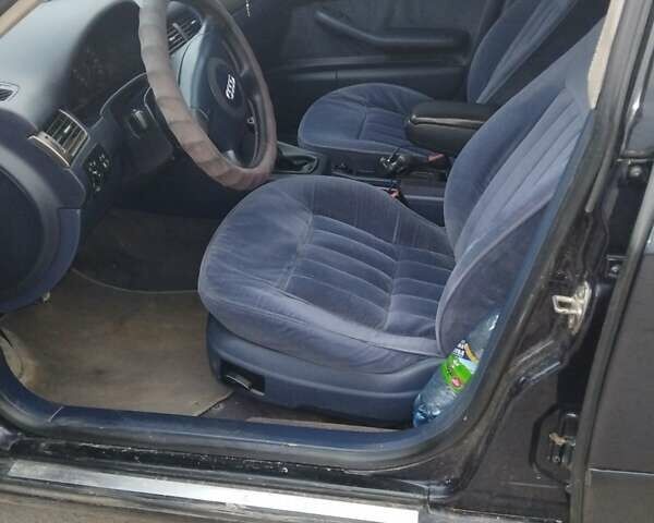 Ауді А6 2000 у Белогорье на Automoto.ua Синій Ауді А6, об'ємом двигуна 1.78 л та пробігом 345 тис. км за 2999 $, фото 10 на Automoto.ua