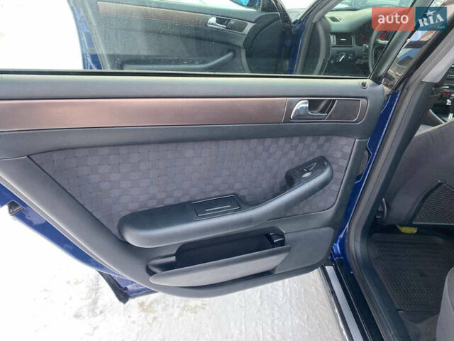 Синій Ауді А6, об'ємом двигуна 1.8 л та пробігом 375 тис. км за 4100 $, фото 14 на Automoto.ua