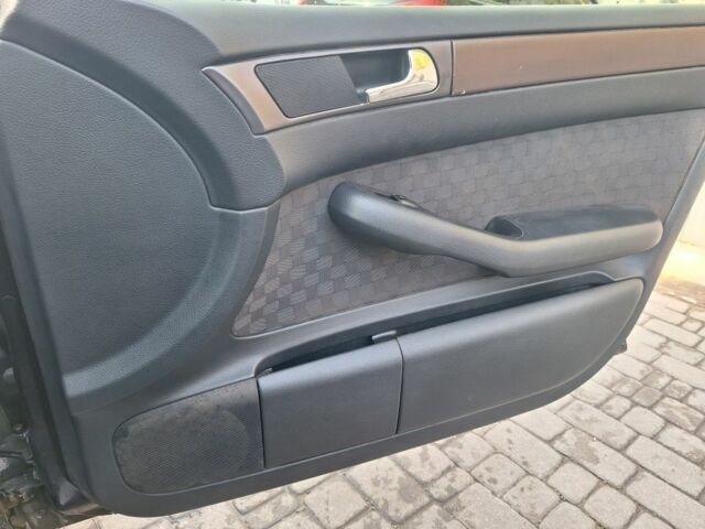 Синій Ауді А6, об'ємом двигуна 2.5 л та пробігом 260 тис. км за 2500 $, фото 6 на Automoto.ua