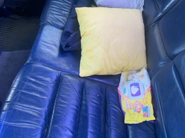 Синий Ауди А6, объемом двигателя 1.8 л и пробегом 504 тыс. км за 4300 $, фото 12 на Automoto.ua