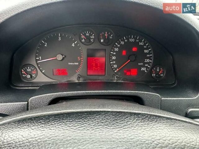 Синий Ауди А6, объемом двигателя 2.5 л и пробегом 302 тыс. км за 3800 $, фото 10 на Automoto.ua