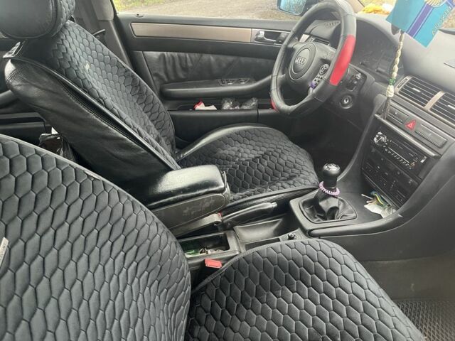 Синий Ауди А6, объемом двигателя 1.8 л и пробегом 345 тыс. км за 3000 $, фото 6 на Automoto.ua