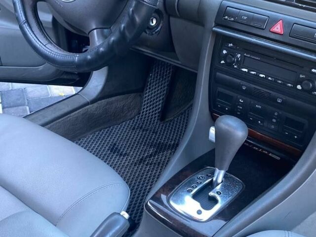 Синій Ауді А6, об'ємом двигуна 2.5 л та пробігом 340 тис. км за 3700 $, фото 4 на Automoto.ua