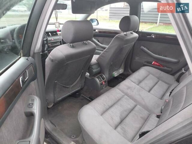 Синий Ауди А6, объемом двигателя 2.5 л и пробегом 277 тыс. км за 4000 $, фото 5 на Automoto.ua