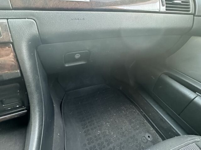 Синий Ауди А6, объемом двигателя 2.4 л и пробегом 185 тыс. км за 2376 $, фото 16 на Automoto.ua