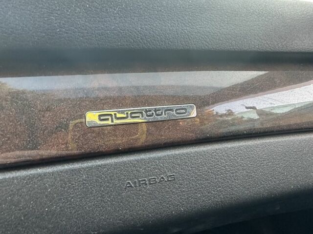 Синий Ауди А6, объемом двигателя 2.4 л и пробегом 185 тыс. км за 2376 $, фото 15 на Automoto.ua