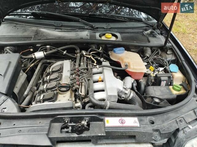 Синий Ауди А6, объемом двигателя 1.8 л и пробегом 400 тыс. км за 4500 $, фото 1 на Automoto.ua