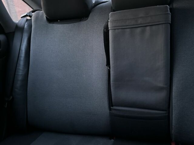 Синий Ауди А6, объемом двигателя 2.4 л и пробегом 185 тыс. км за 2376 $, фото 10 на Automoto.ua