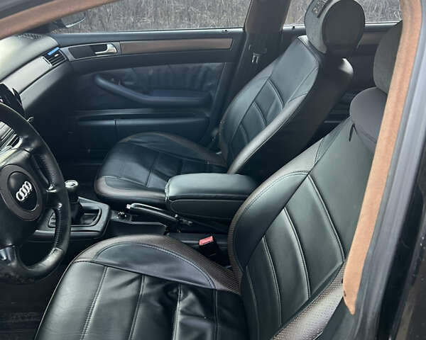 Синий Ауди А6, объемом двигателя 1.78 л и пробегом 310 тыс. км за 4500 $, фото 8 на Automoto.ua