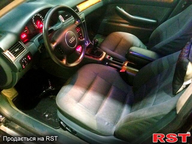 Синий Ауди А6, объемом двигателя 2.5 л и пробегом 0 тыс. км за 4000 $, фото 5 на Automoto.ua