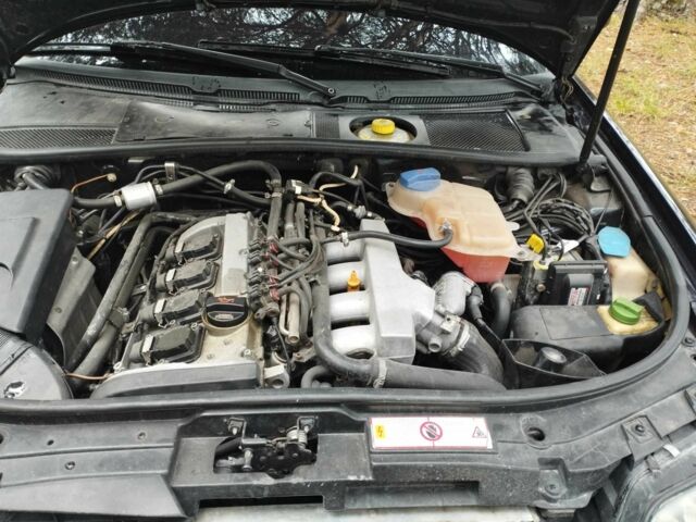 Синій Ауді А6, об'ємом двигуна 1.8 л та пробігом 398 тис. км за 4500 $, фото 1 на Automoto.ua