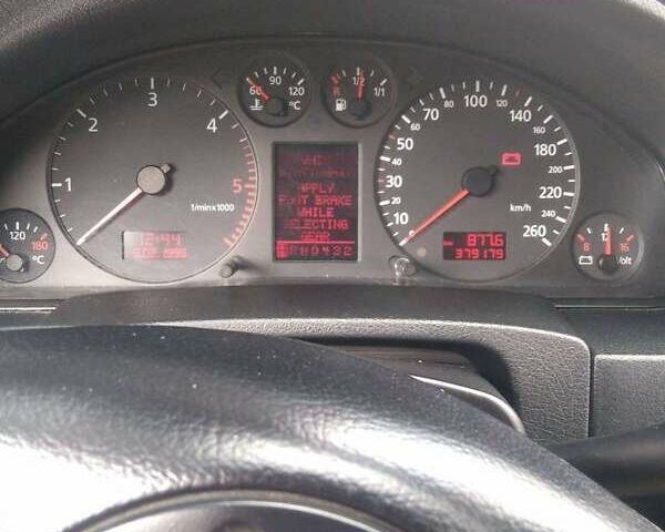 Синій Ауді А6, об'ємом двигуна 2.5 л та пробігом 380 тис. км за 4700 $, фото 1 на Automoto.ua