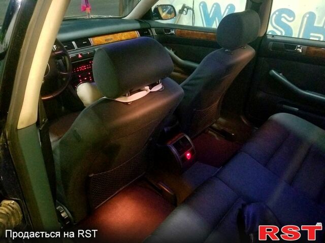 Синий Ауди А6, объемом двигателя 2.5 л и пробегом 0 тыс. км за 4000 $, фото 3 на Automoto.ua