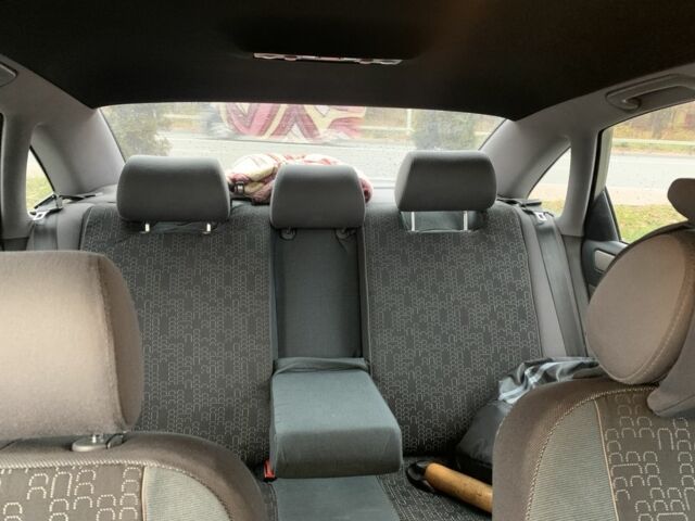 Синій Ауді А6, об'ємом двигуна 2.4 л та пробігом 300 тис. км за 4450 $, фото 6 на Automoto.ua