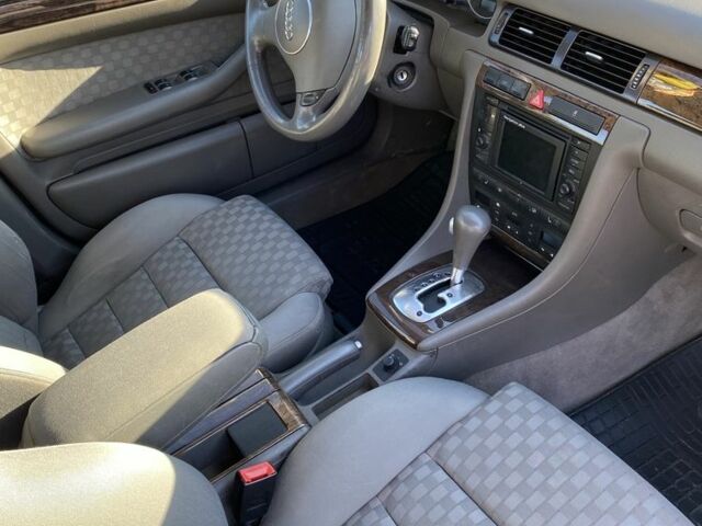 Синий Ауди А6, объемом двигателя 2.5 л и пробегом 331 тыс. км за 3799 $, фото 3 на Automoto.ua