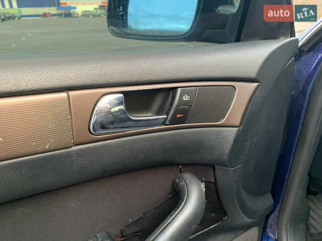 Синий Ауди А6, объемом двигателя 2.5 л и пробегом 477 тыс. км за 2350 $, фото 10 на Automoto.ua